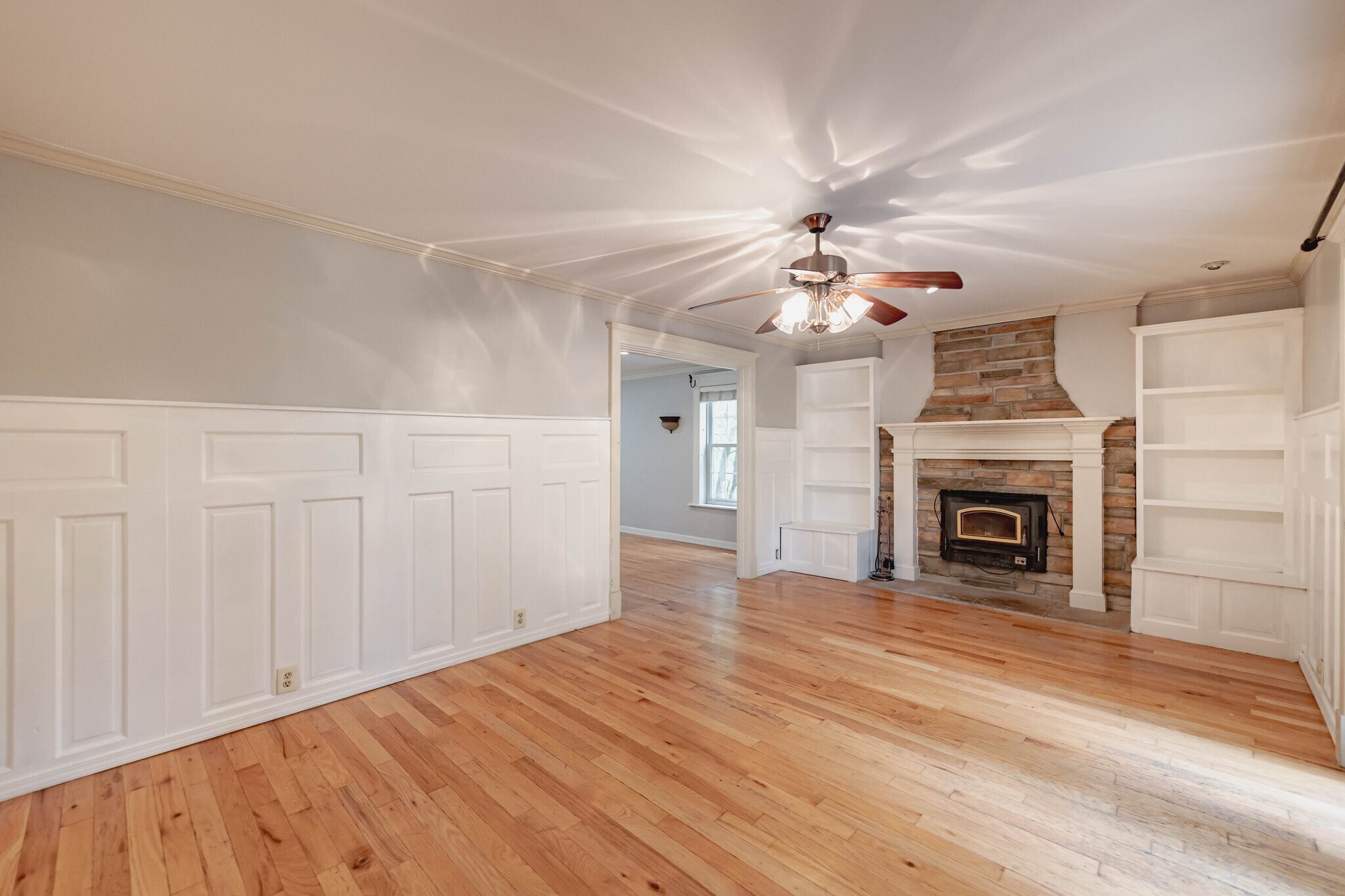 Building Photo - 8859 Rock Forest Dr