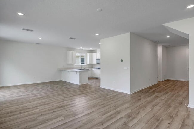 Building Photo - 115 Gourd Is Wy