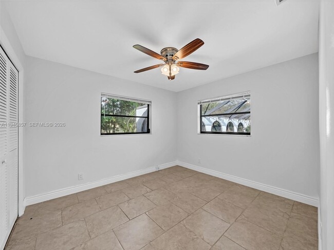 Building Photo - 10251 NW 39th Ct