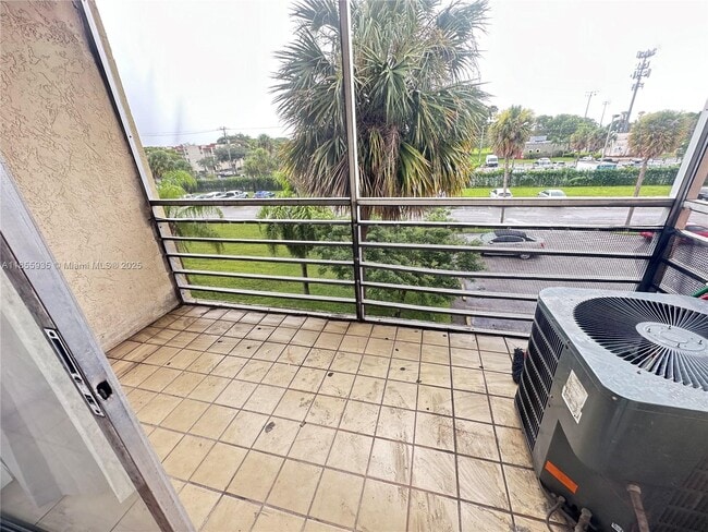 Building Photo - 3600 NW 21st St