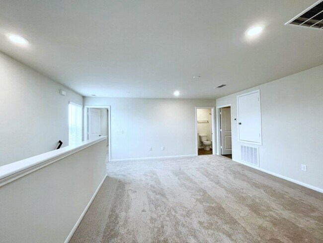 Building Photo - 16103 Kingfield Haven Dr