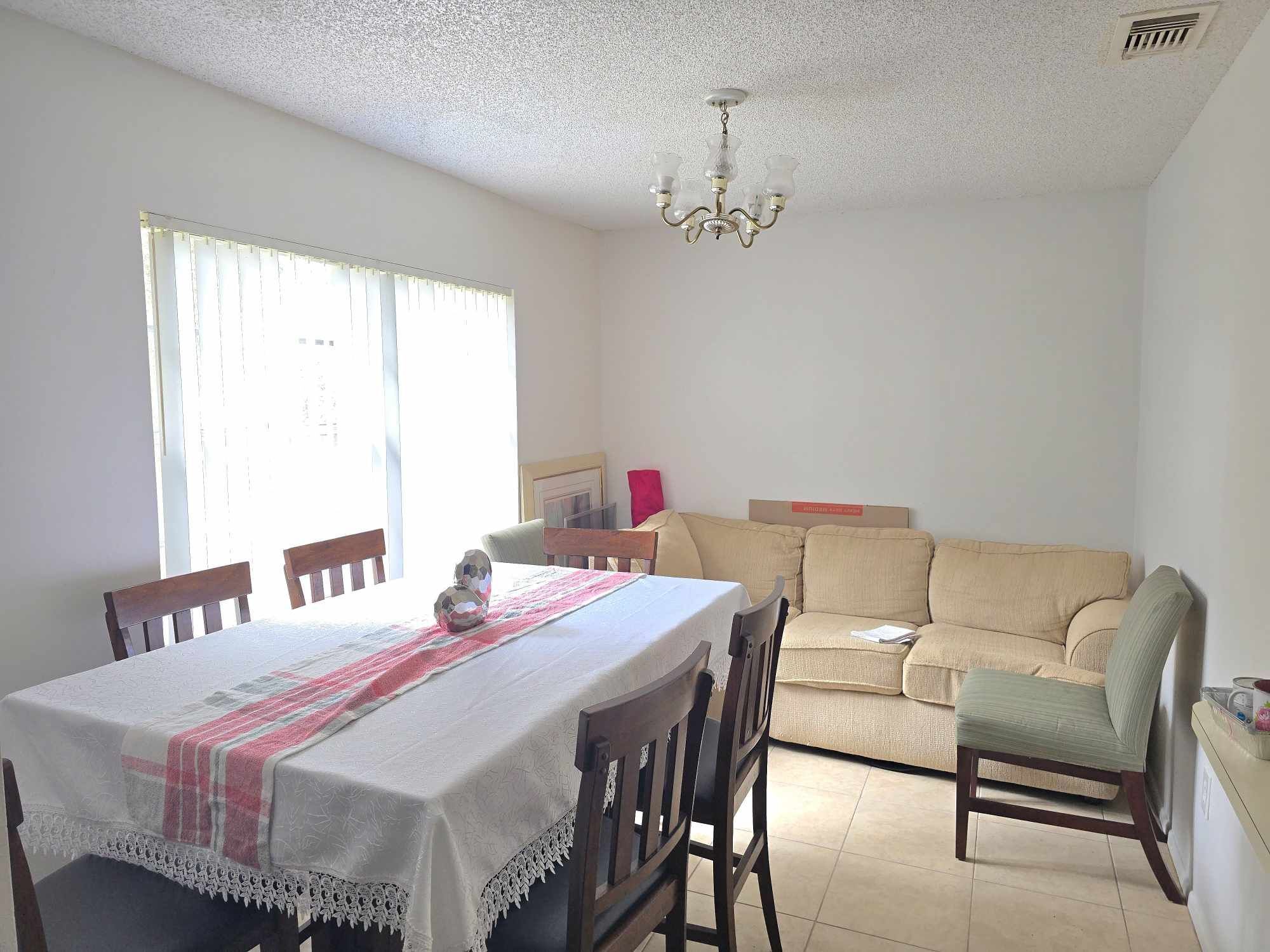 Building Photo - 419 Banana Cay Dr