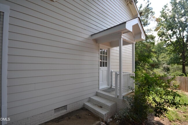 Building Photo - 3516 Casine Ct