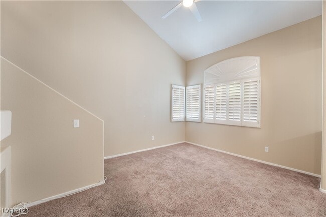 Building Photo - 8028 Desire Dr