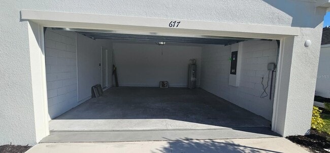 Building Photo - 677 Teviot Rd