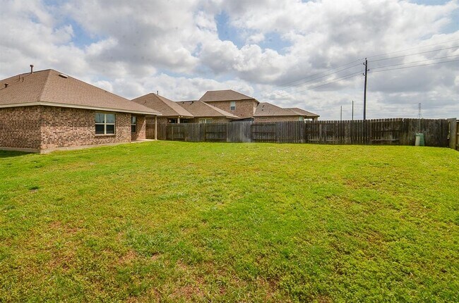 Building Photo - 23019 Tindarey Falls Ln