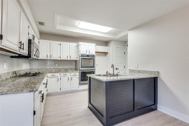 Building Photo - 3915 St Christopher Ln