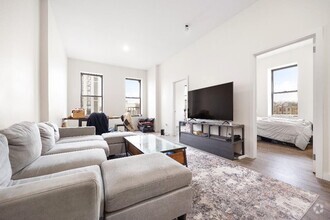 Building Photo - 951 Wyckoff Ave
