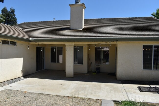 Building Photo - 6310 Diamond Ct