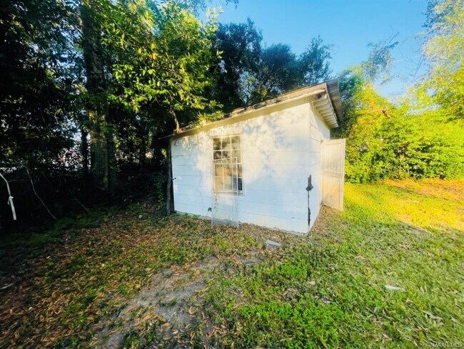 Building Photo - 2507 Palmetto St