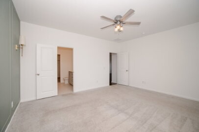 Building Photo - Spacious 4BR Single-level Home with Open Floor Plan & 2-Car Garage