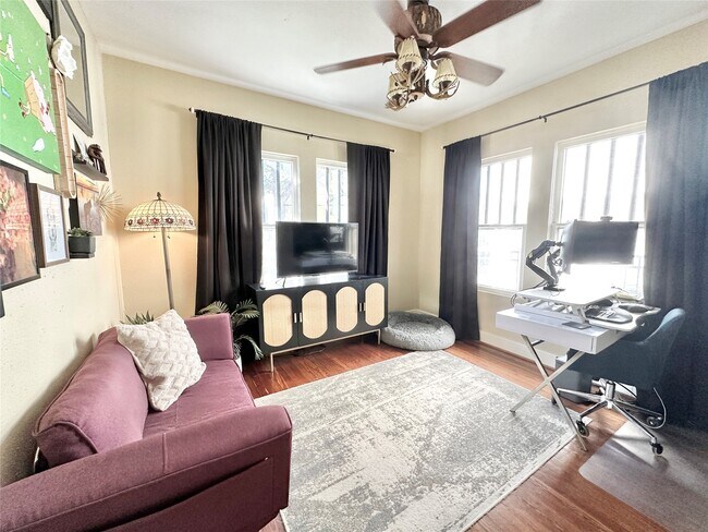 Building Photo - 4318 Eigel St