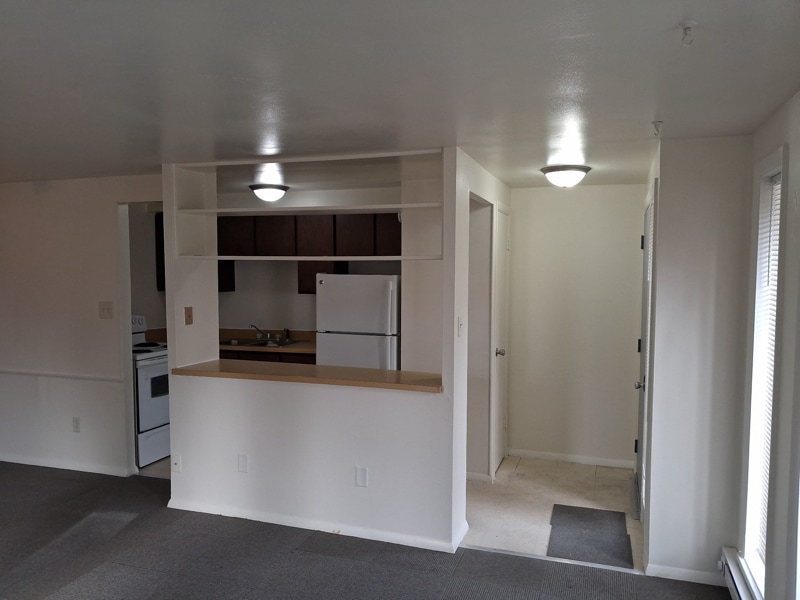 Building Photo - 4944 Old Maysville Rd