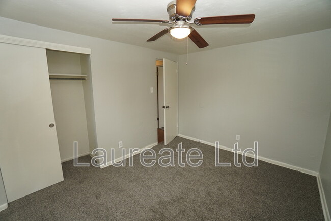 Building Photo - 673 Miller Ct