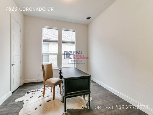 Building Photo - 7623 Coronado Dr