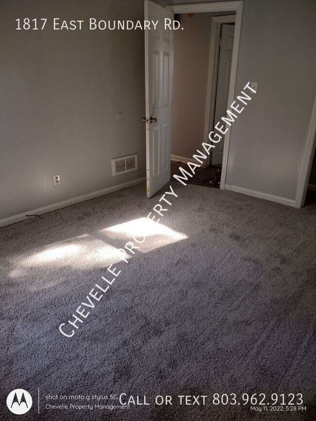 Building Photo - 1817 E Boundary Rd