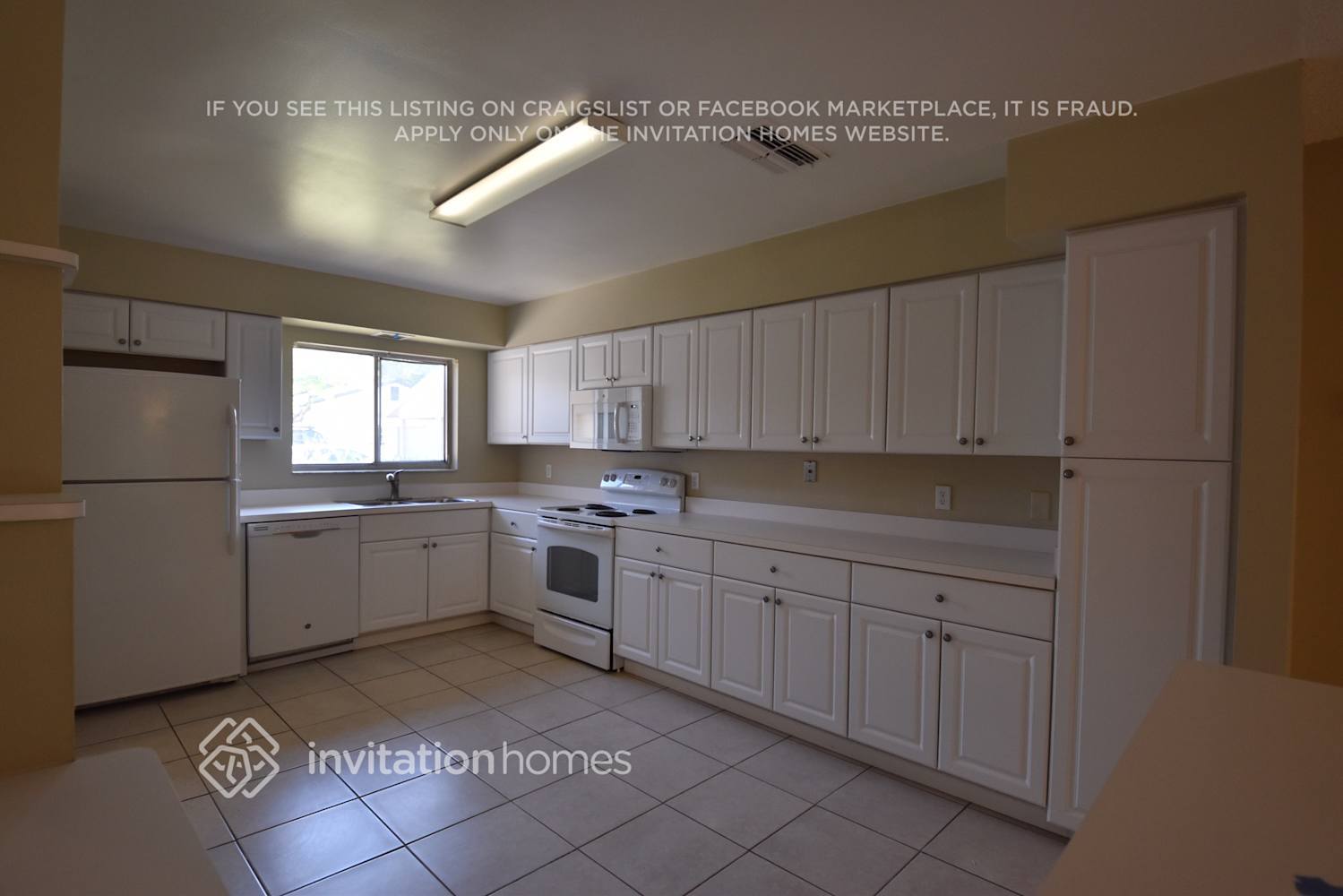 Building Photo - 10006 Granite Ln