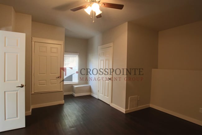 Building Photo - Available Now! 2 bedroom in Historic Charn...