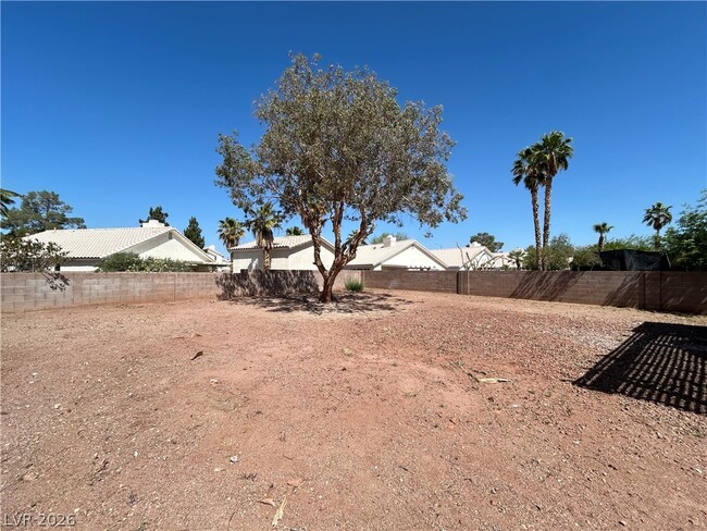 Building Photo - 4425 Rodman Dr