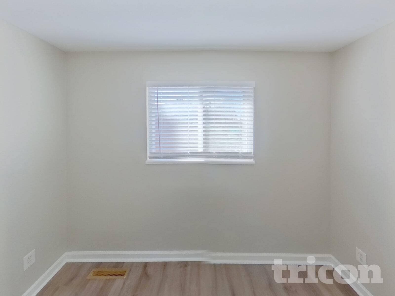 Building Photo - 1228 N Chelton Rd