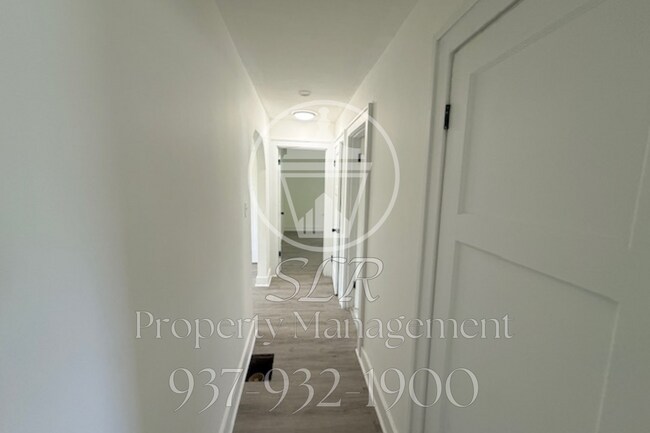 Building Photo - 3925 Hoover Ave