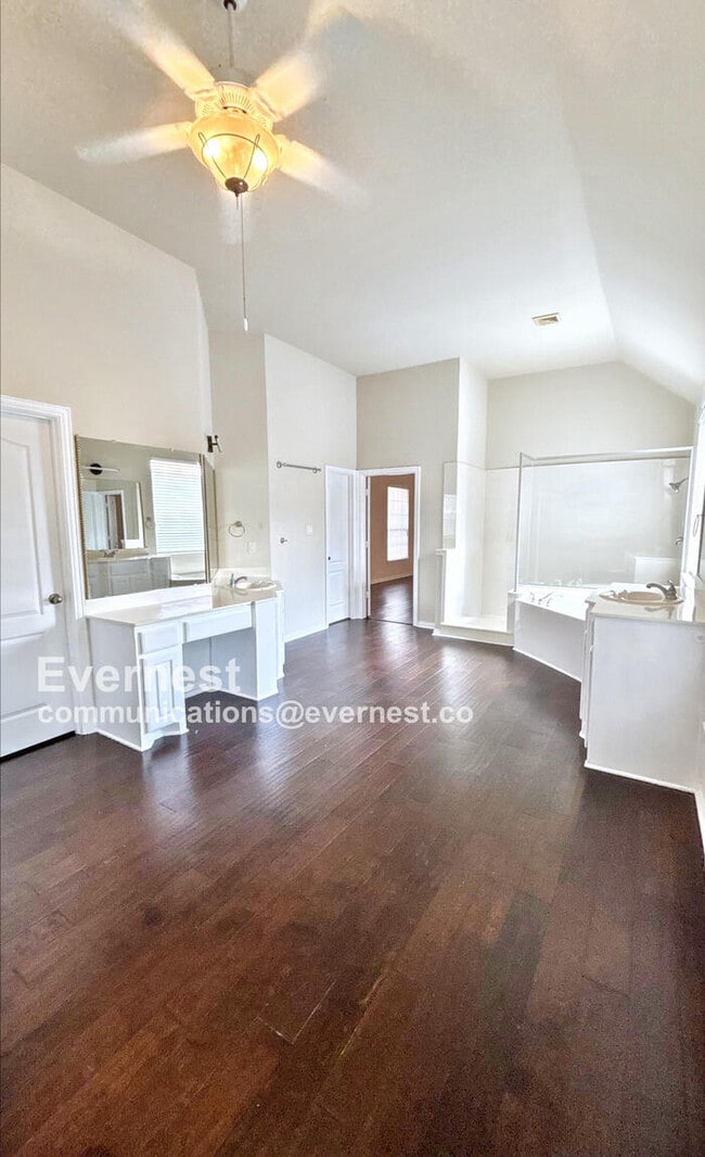 Building Photo - 4633 San Marcos Way