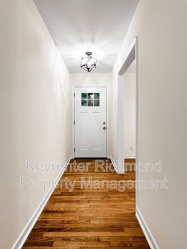 Building Photo - 2112 Autumn Oaks Ln