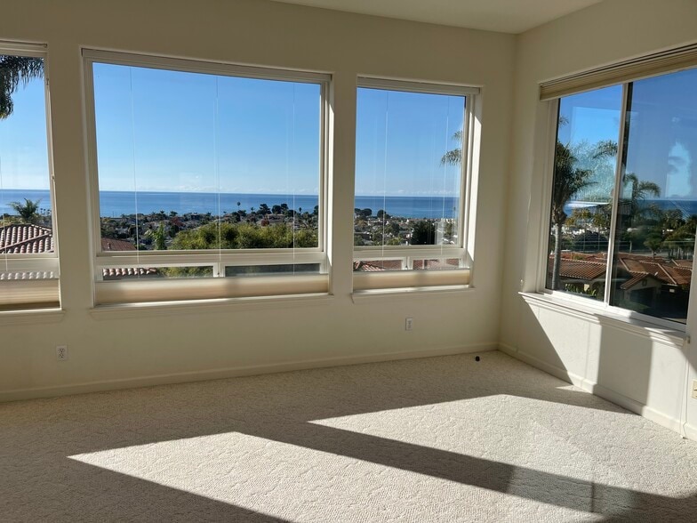 Building Photo - 1309 Costa Brava