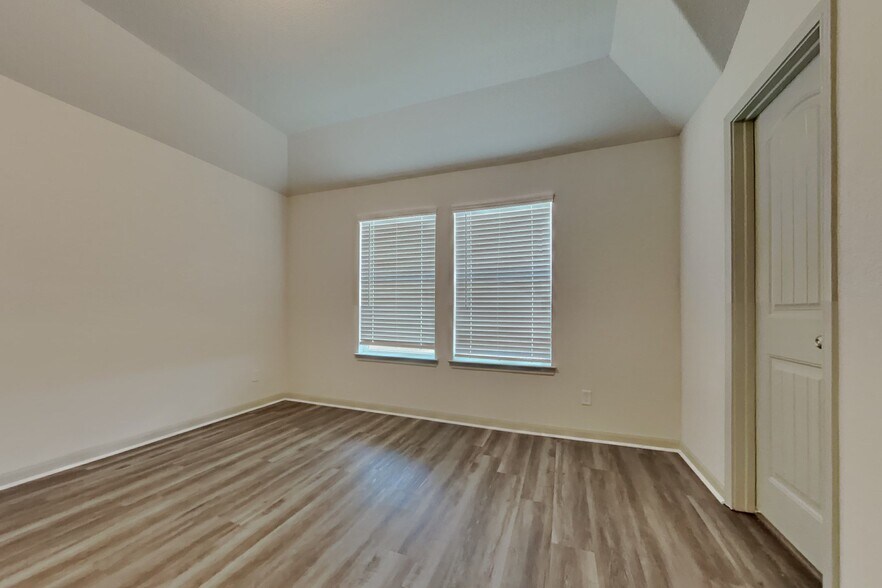 Building Photo - 21343 Cypress Conifer Dr