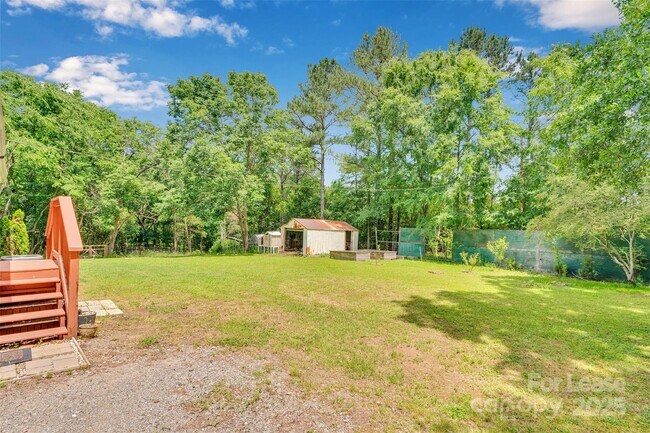 Building Photo - 1755 Simplicity Rd