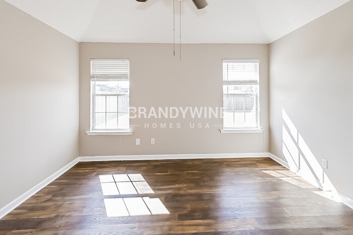 Building Photo - 5363 Waterdance Dr