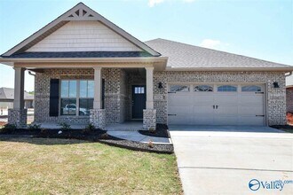Building Photo - 15526 Ironcrest Drive NW