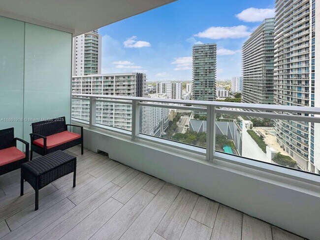 Building Photo - 1080 Brickell Ave