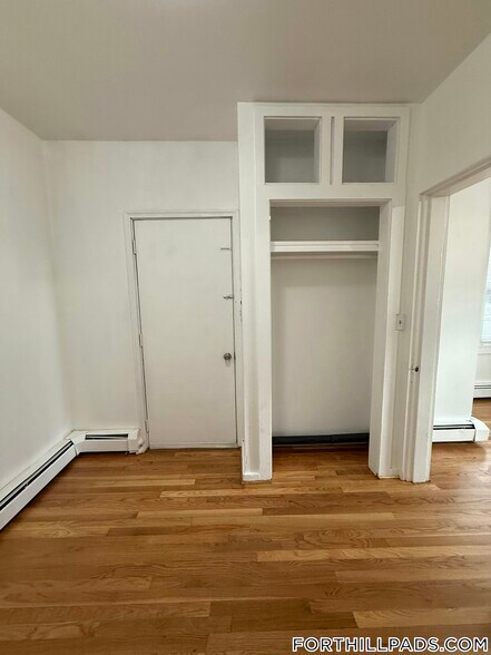 Building Photo - 155 Centre St