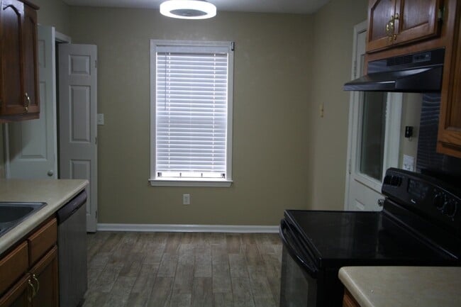 Building Photo - 9793 Riggan Dr