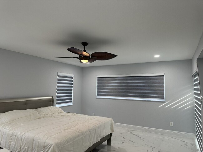 Building Photo - Gulf Cove Community