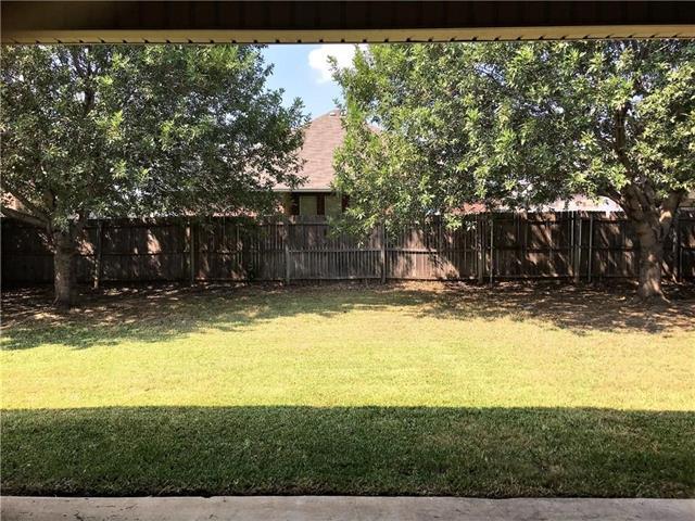 Building Photo - 8004 Ranchvale Ln