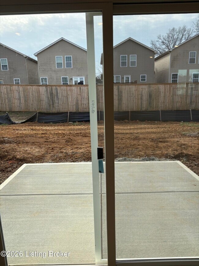 Building Photo - 2013 Lyndon Green Cir