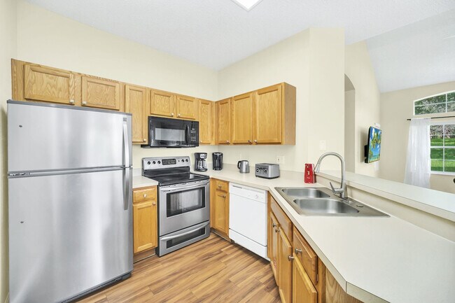 Building Photo - 2780 Sun Key Pl