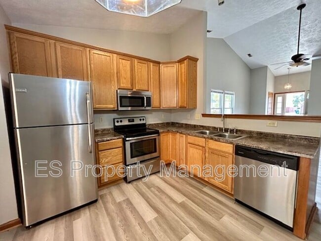 Building Photo - 5834 Blackley Ln