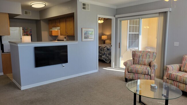 Building Photo - Seasonal/short term only 2/2 ground floor condo downtown Sarasota at Villagio!