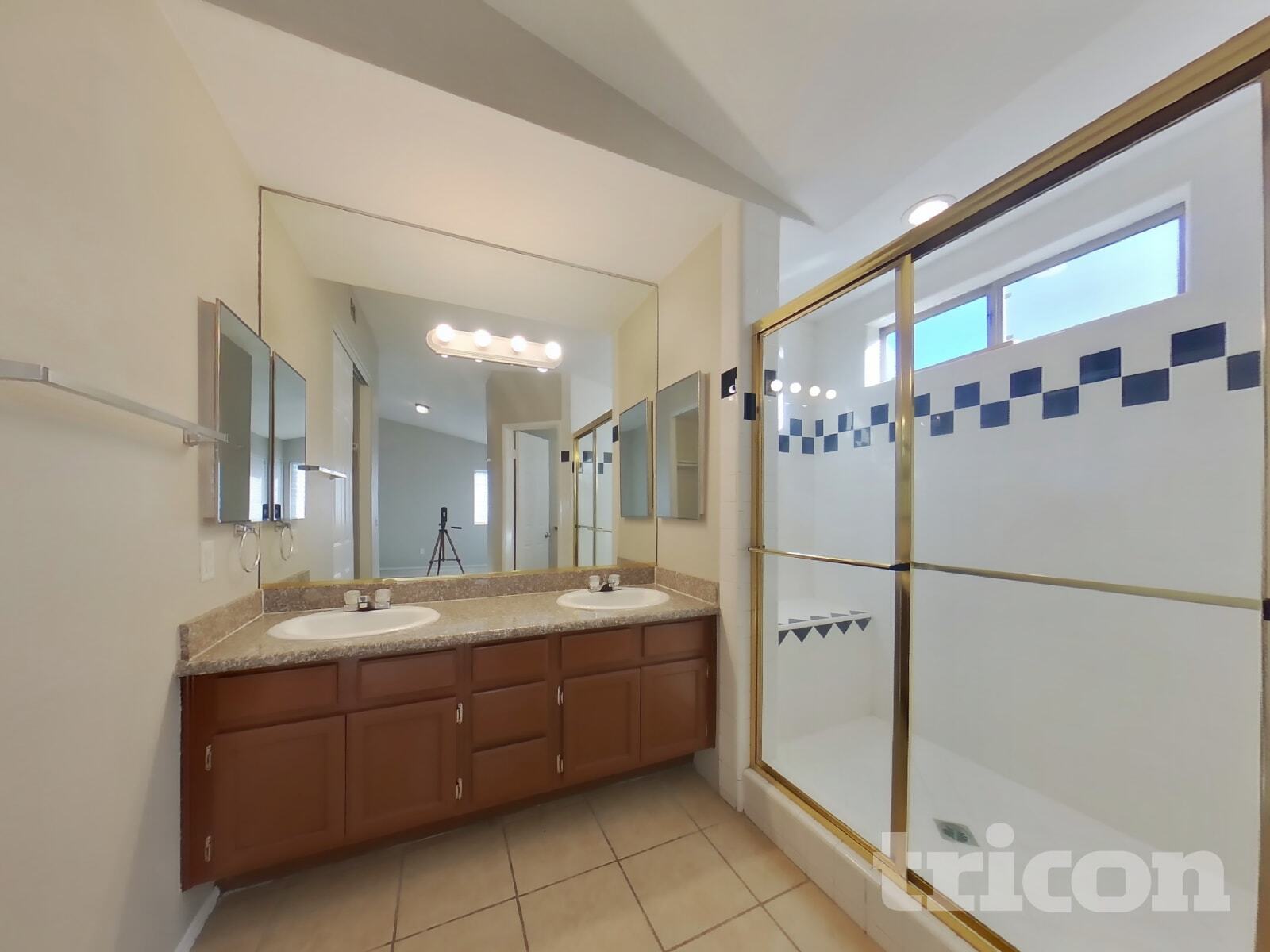 Building Photo - 44238 Gillan Ave