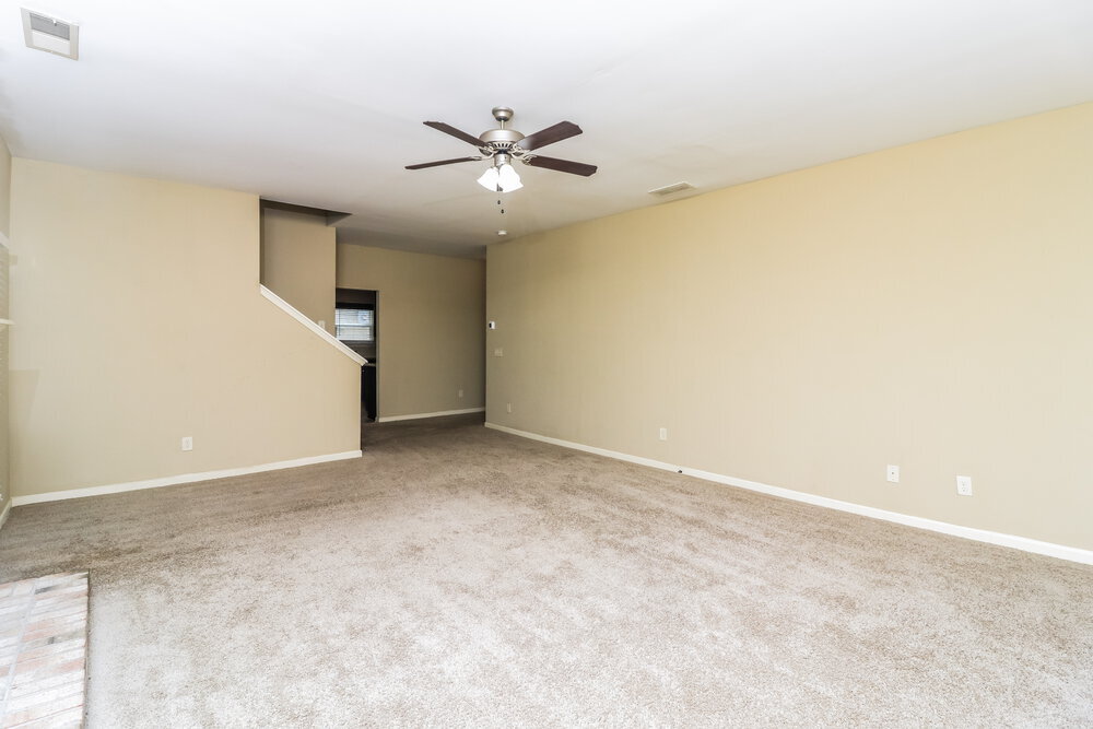 Building Photo - 66 Crescent Woode Way