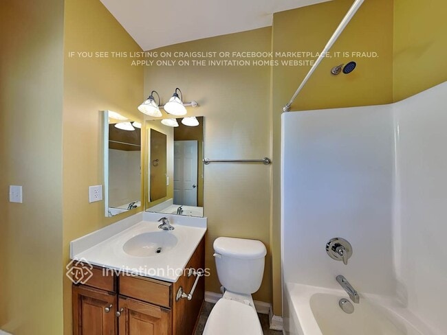 Building Photo - 10124 Rivendell Ln