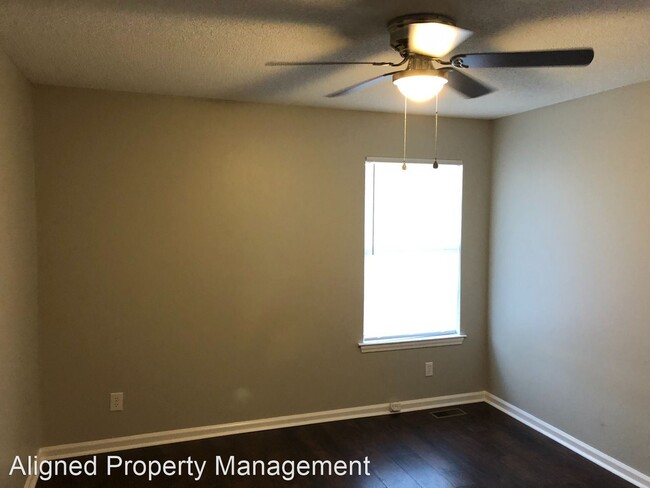 Building Photo - 3 br, 2 bath House - 8408 Easy Street