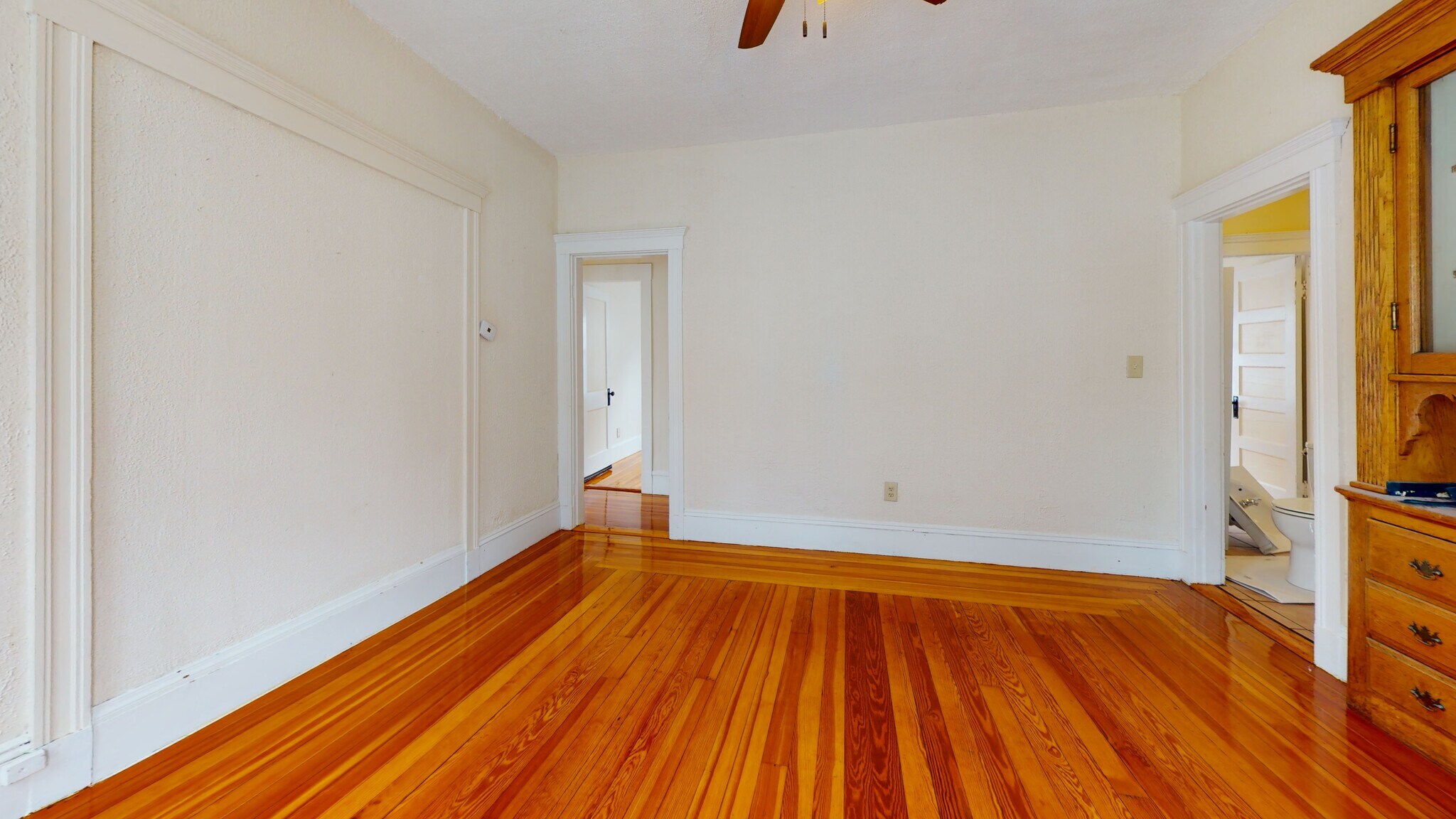 Building Photo - 93 Capen St