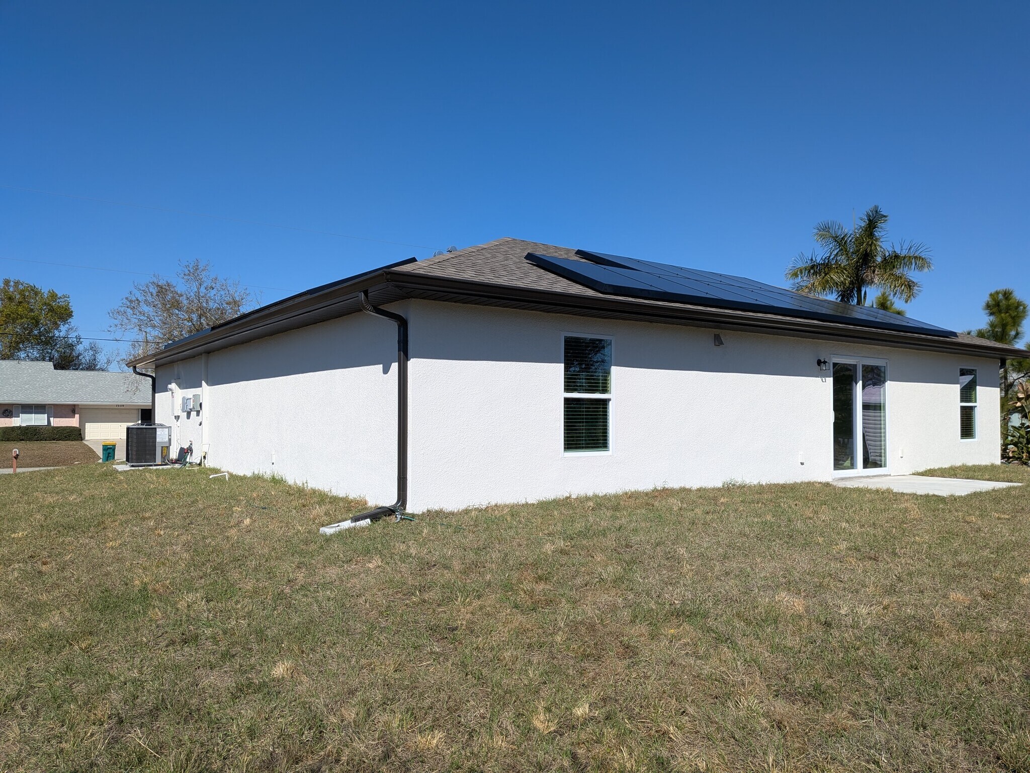 Building Photo - 7352 Quarry St