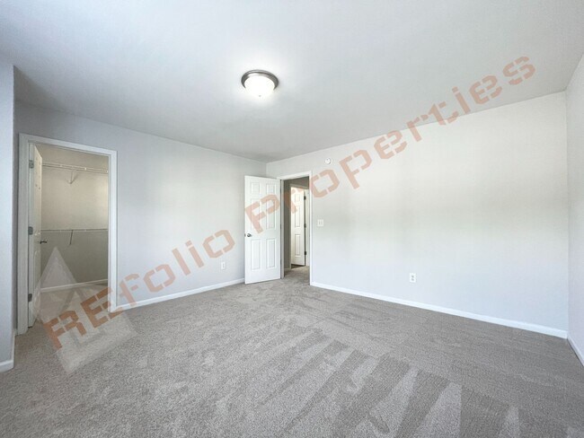 Building Photo - 112 Taylors Creek Ct