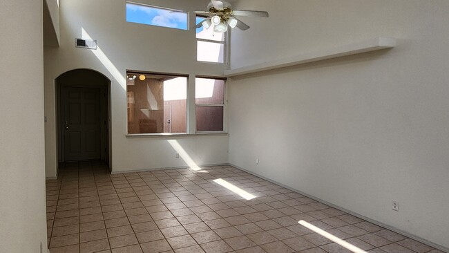 Building Photo - 9708 Rd NE