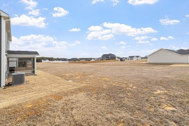 Building Photo - 645 Thomas Gage Dr